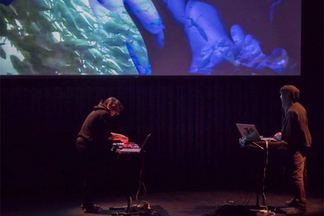 ER…VA #37. Visuales para artes escénicas. Mapping, interactivos y performance audiovisual.