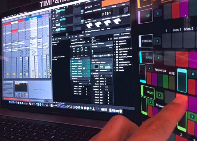 Taller d’interacció so, llum i vídeo en directe 2021