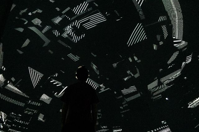 ER…VA 33: Programación aplicada al Live AV