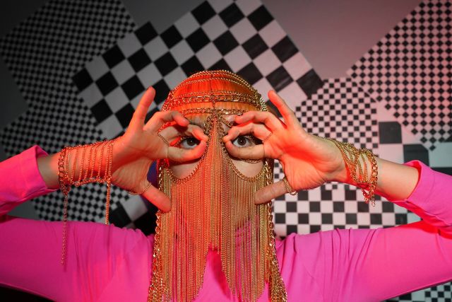 ER…VA 51 :: VJ EMIKO